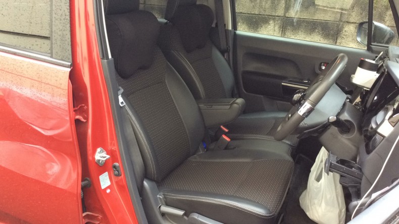 内装前方シート