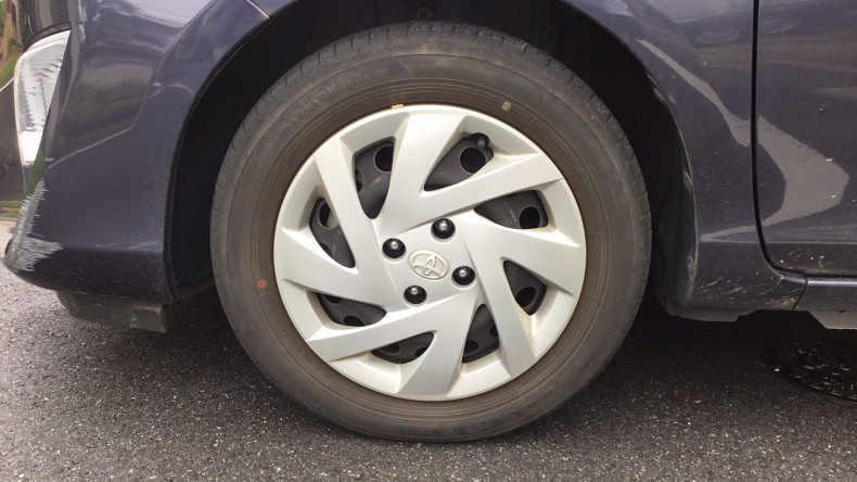 タイヤホイール前