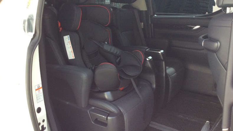 内装後方シート