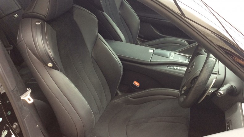 内装前方シート