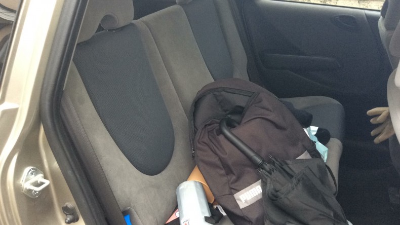 内装後方シート