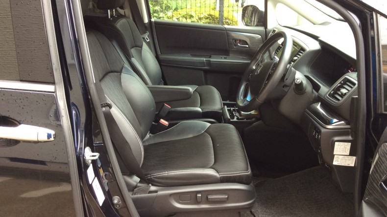 内装前方シート