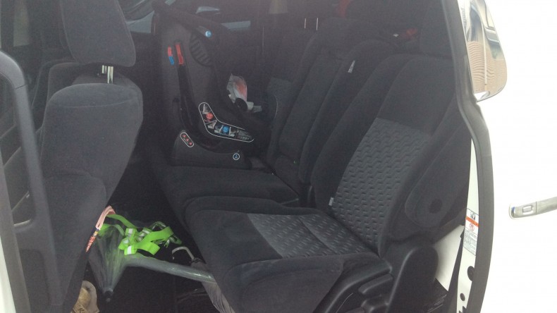 内装後方シート