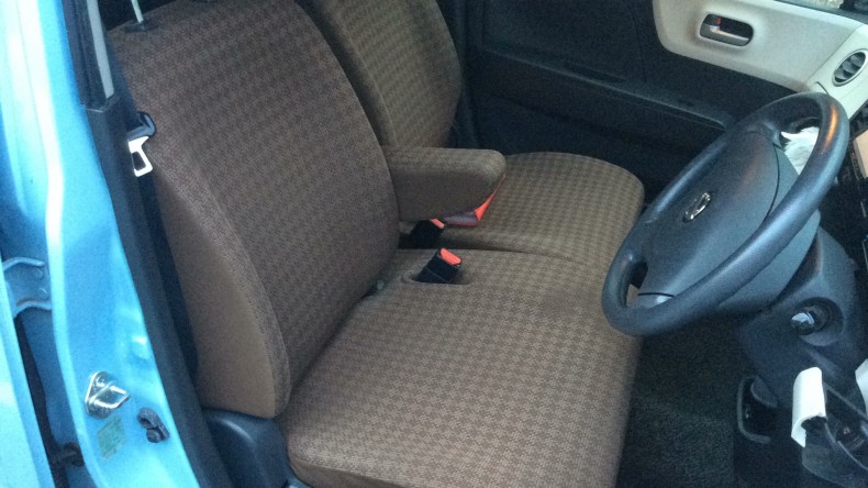 内装前方シート