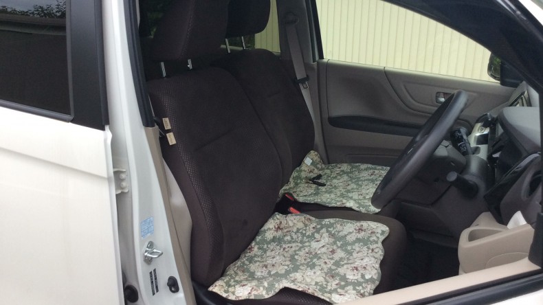 内装前方シート