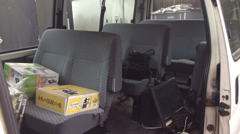 内装後方シート