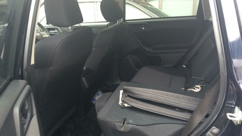 内装後方シート