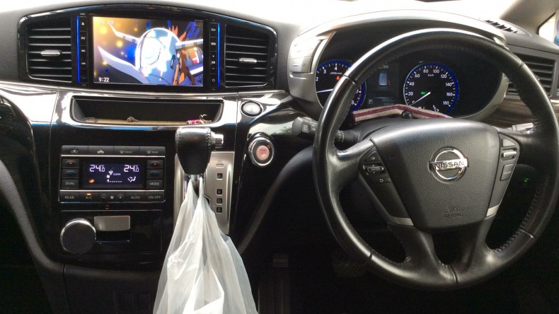 内装インパネ全体