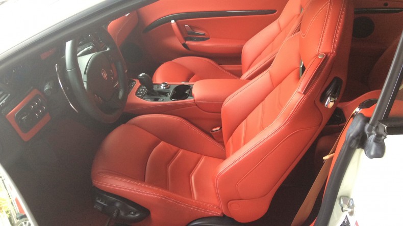 内装前方シート