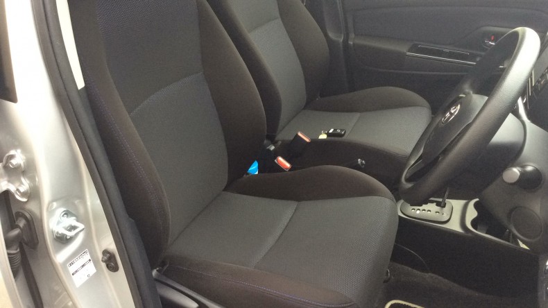 内装前方シート