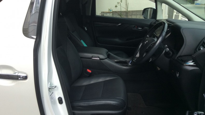 内装前方シート