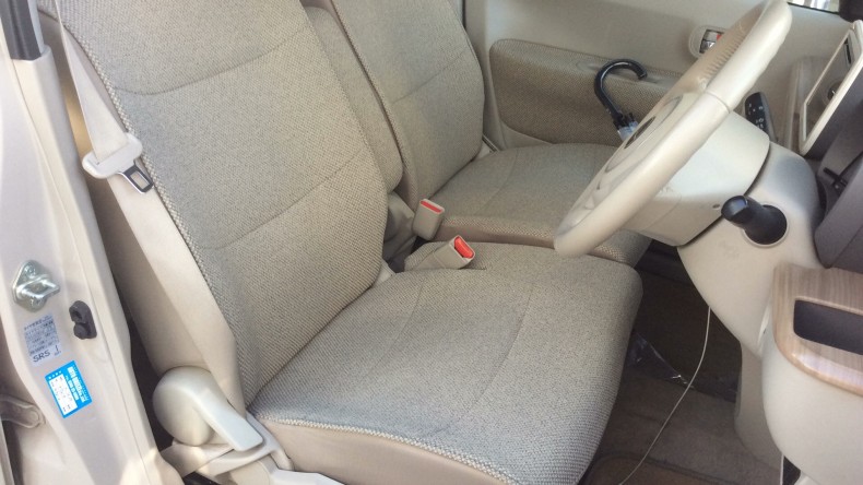 内装前方シート