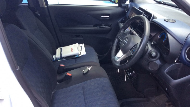 内装前方シート