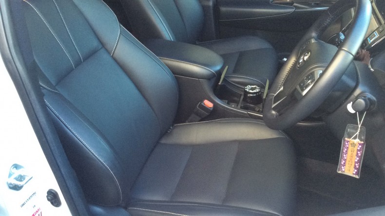 内装前方シート