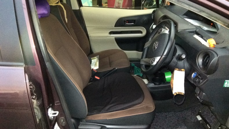 内装前方シート