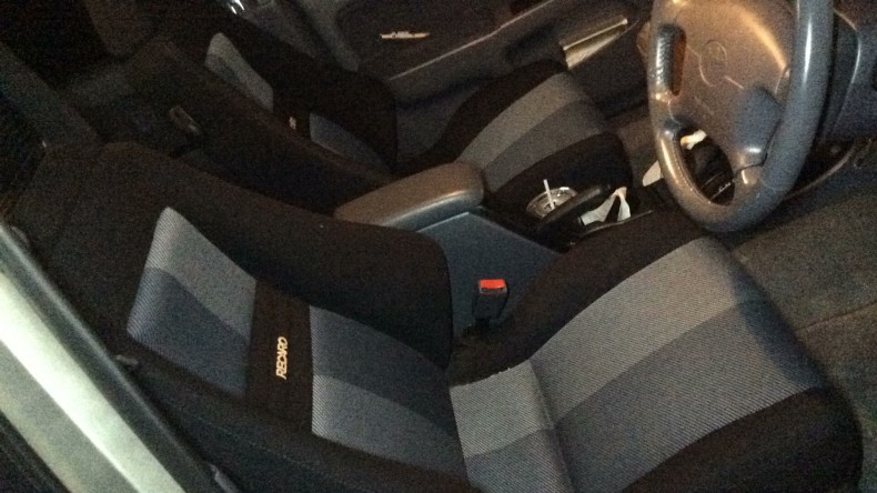 内装前方シート