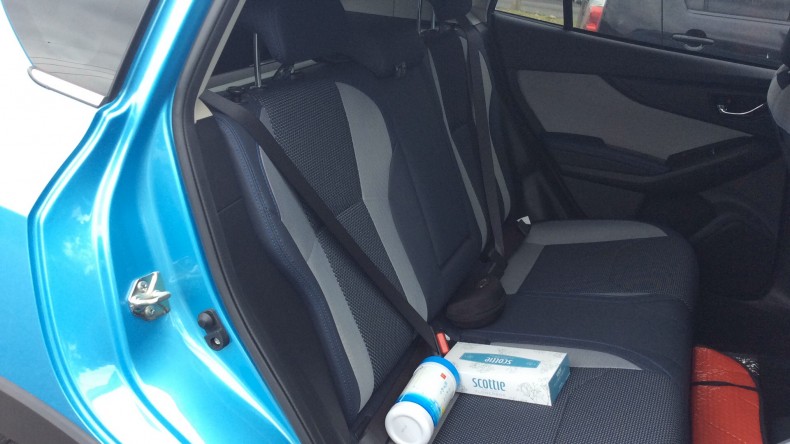 内装後方シート