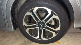 タイヤホイール前