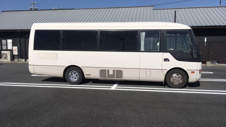 外装右
