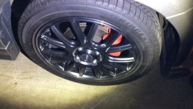 タイヤホイール前