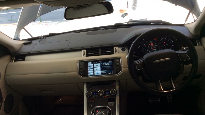 内装インパネ全体