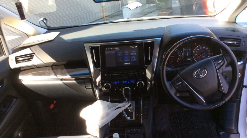 内装インパネ全体