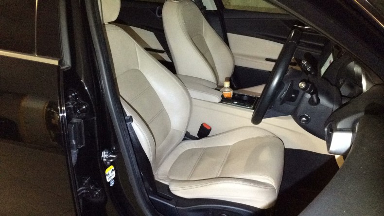 内装前方シート