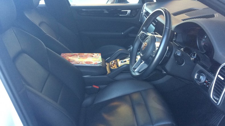 内装前方シート