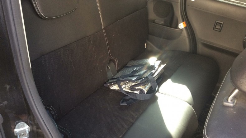 内装後方シート