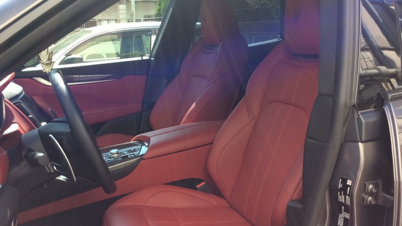 内装前方シート