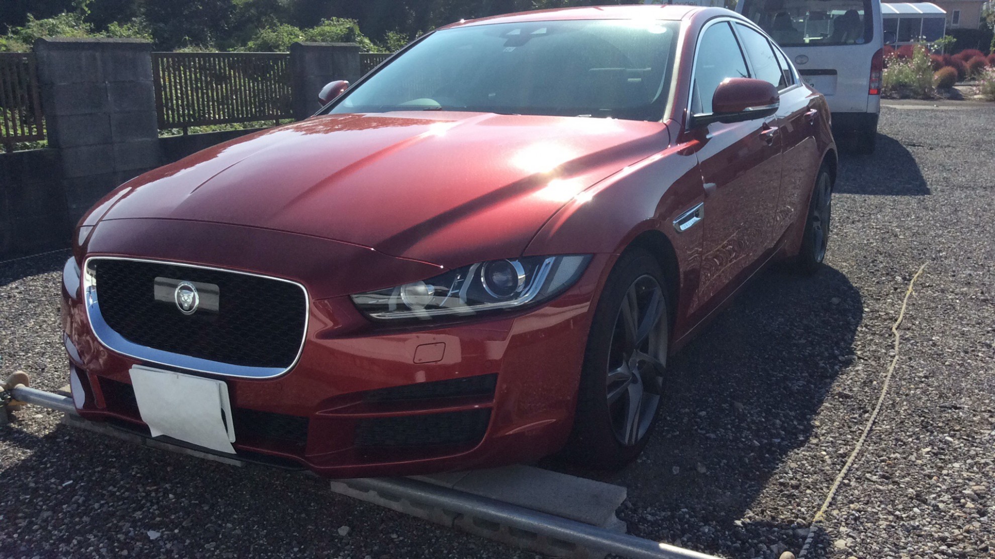 ジャガー ＸＥの売買実績画像