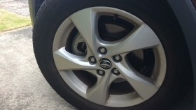 タイヤホイール前