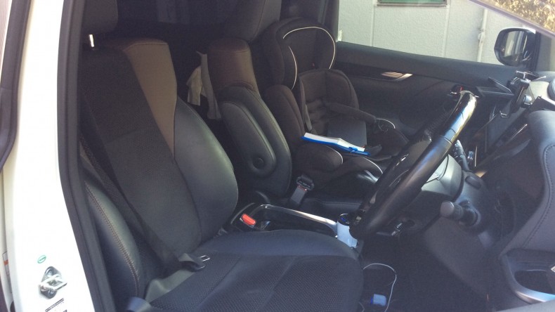 内装前方シート