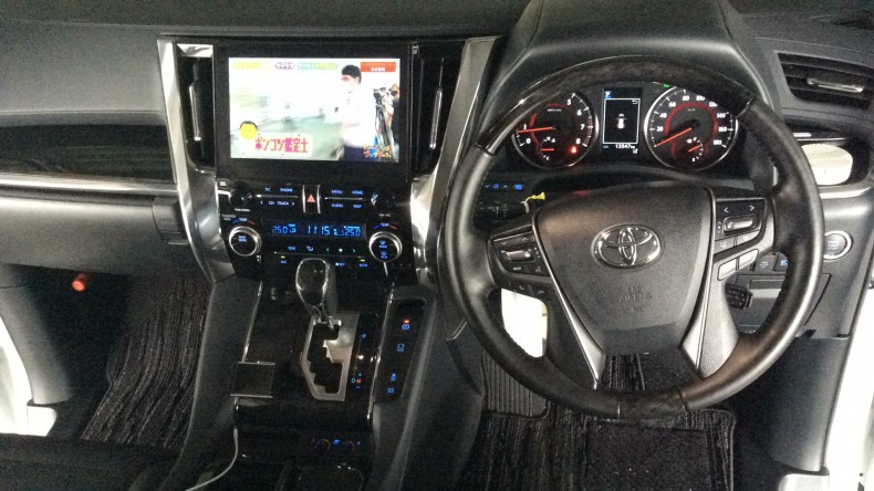 内装インパネ全体