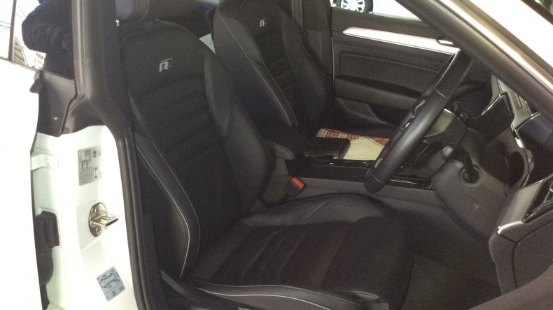 内装前方シート