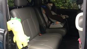 内装後方シート