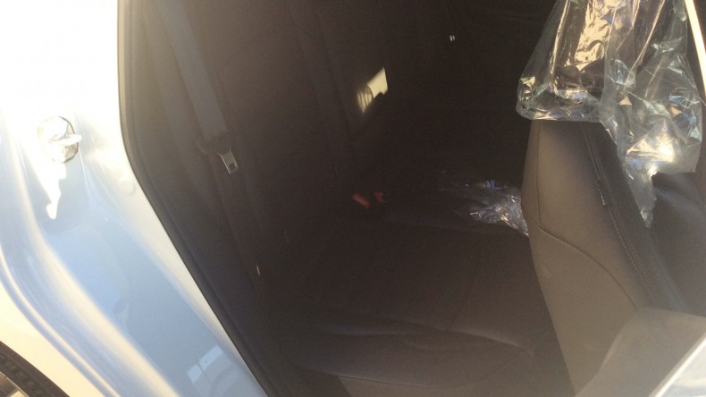 内装後方シート