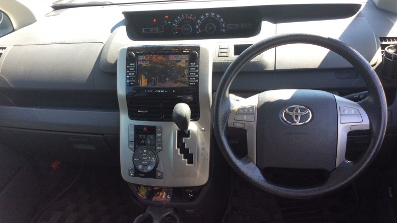 内装インパネ全体