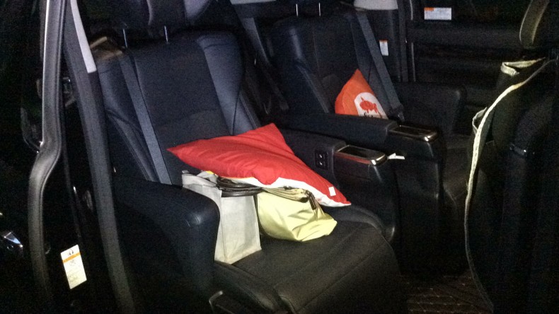 内装後方シート