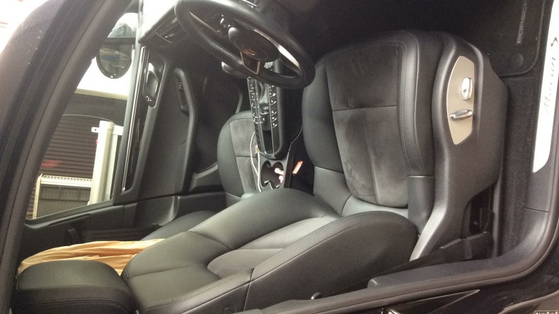 内装前方シート