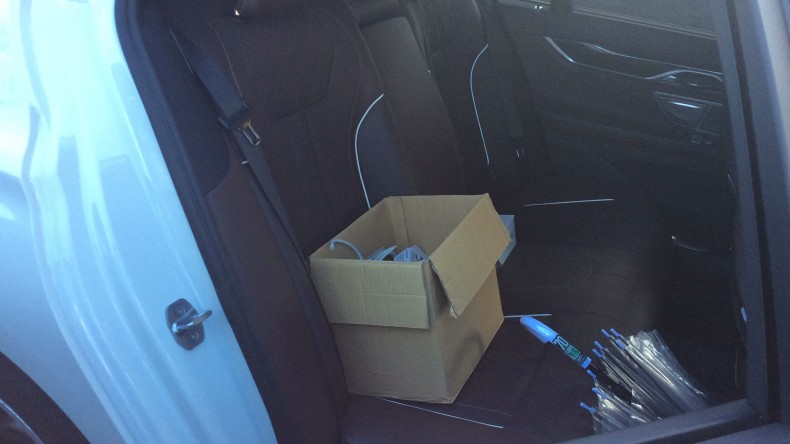 内装後方シート