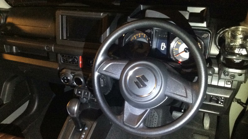 内装インパネ全体