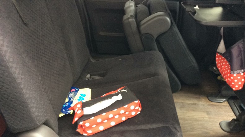 内装後方シート