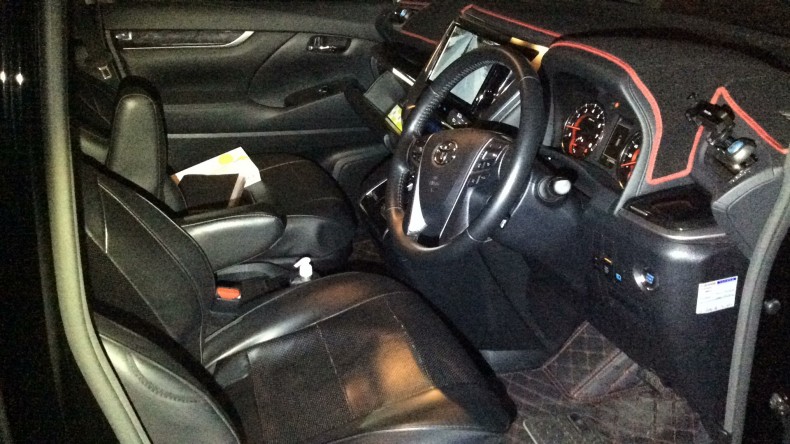 内装前方シート