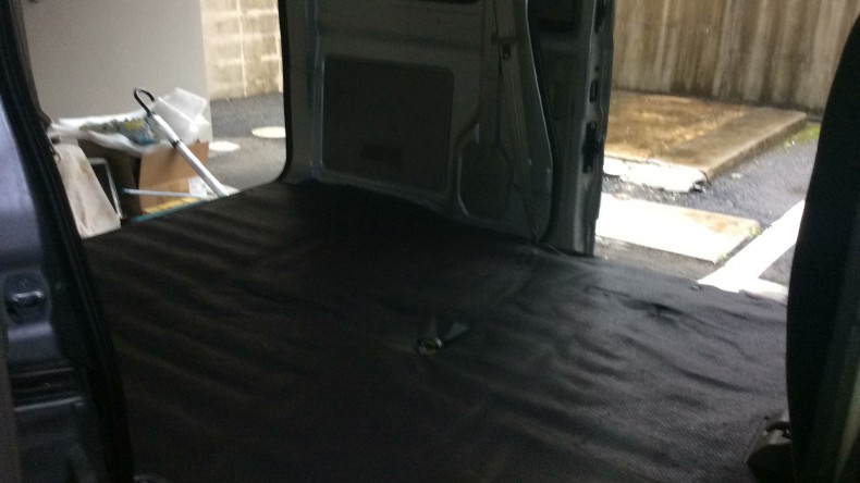 内装後方シート