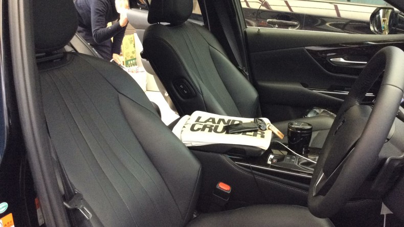 内装前方シート