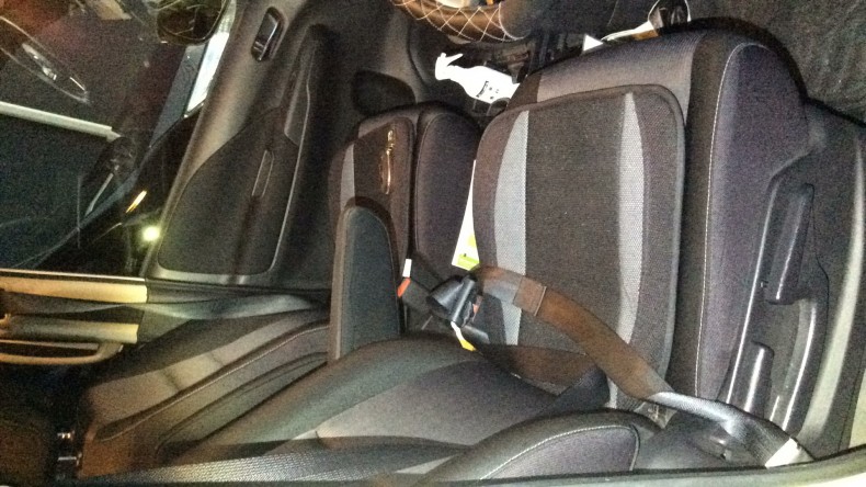 内装前方シート