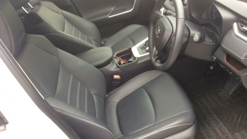 内装前方シート