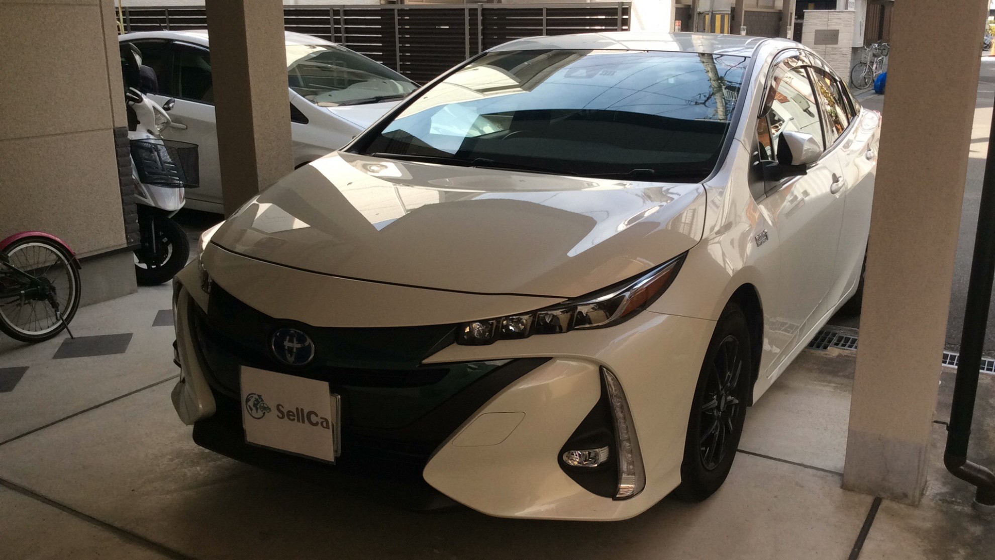 トヨタ プリウスＰＨＶの売買実績画像