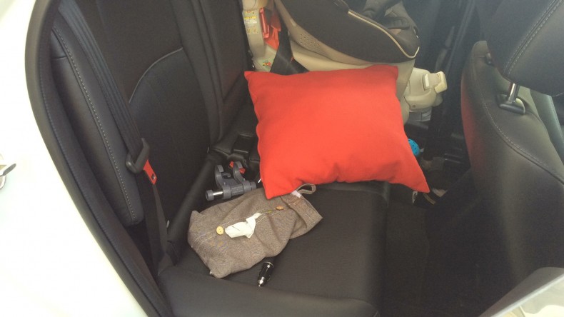 内装後方シート